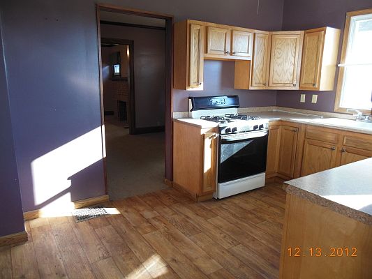 4th image of 735 Munson Ave