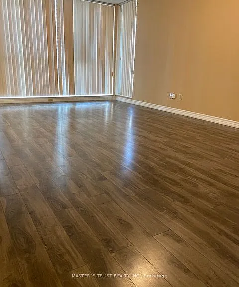 736 Bay St #1410 — Photo 15