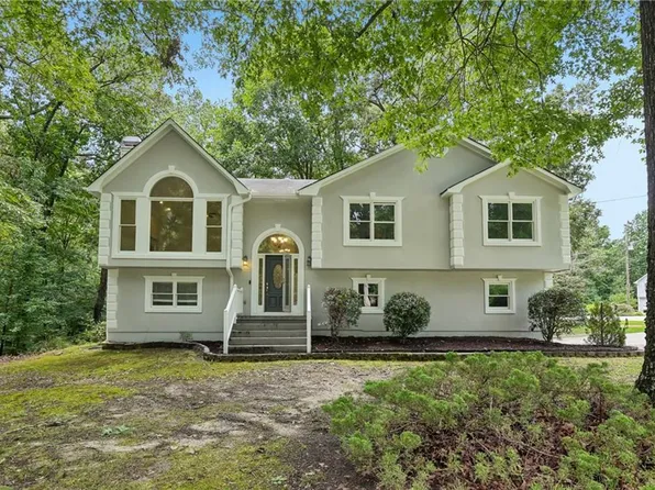 18 Misty Ridge Pl, Hiram, GA 30141