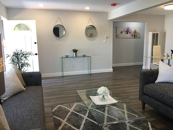4th image of 5636 Alameda Ave
