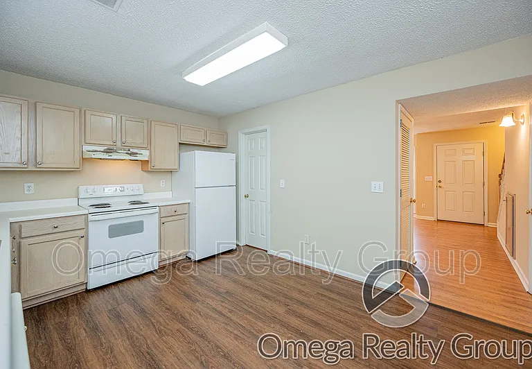 5057 Falling Creek Ln — Photo 10