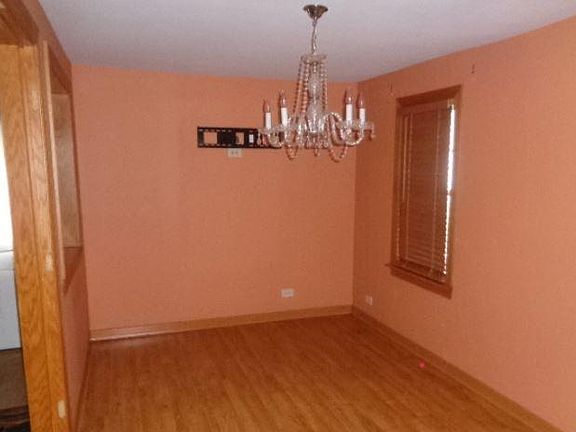 4th image of 10001 Melvina Ave #9113