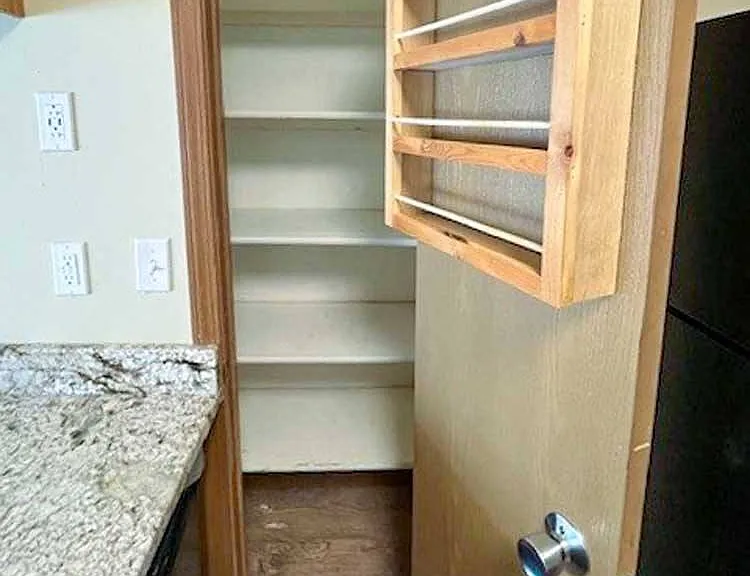 Pine Lake Heights Apartments — Photo 145