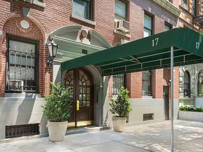 17 W 64th St APT 2D, Manhattan, NY, 10023