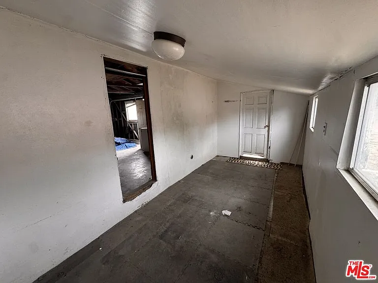 3020 Magnolia Ave — Photo 22