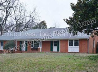 728 Pocono Dr, North Chesterfield, VA 23236