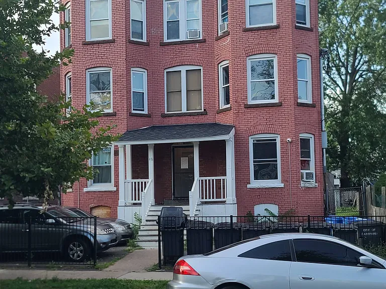 48 Elliott St #1E — Photo 7