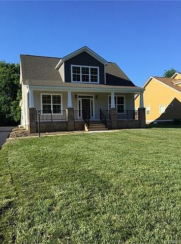 2nd image of 1913 Sharbel Cir
