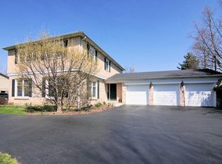 7944 Huntersknoll Ct, Cincinnati, OH 45242