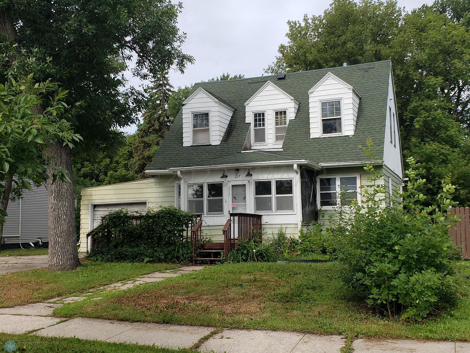 217 7th St N, Wahpeton, ND 58075 Zillow