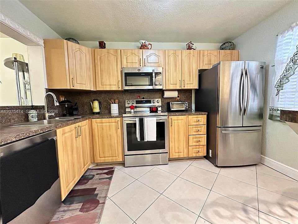 1st image of 3910 Inverrary Blvd APT 202-B