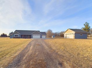 26640 Grand Ave, Wyoming, MN 55092