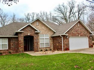 240 Tablerock Cir, Branson, MO 65616