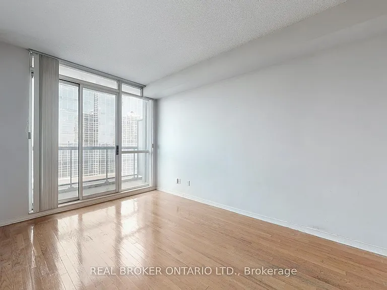 8 Hillcrest Ave #505 — Photo 5