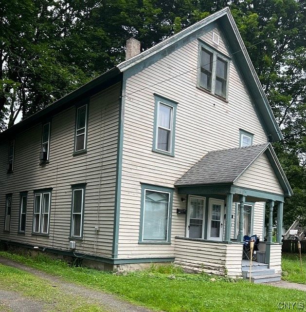 1st image of 18 Bartlett Ave