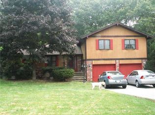 91 Swan Rd, Smithfield, RI 02917