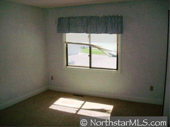 4th image of 685 E Burnsville Parkway