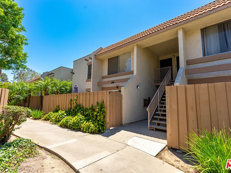 2470 Bolker Dr — Photo 16