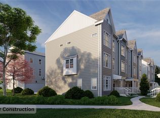 7 Mosaic Ct, University Heights, OH 44118