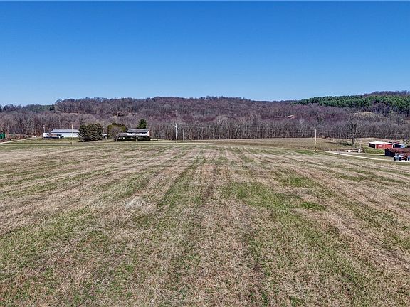 2nd image of 29100 Flat Run Rd