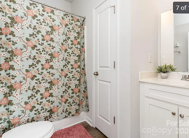 218 Canina Ln — Photo 7
