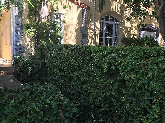 5th image of 843 Meridian Ave APT 1