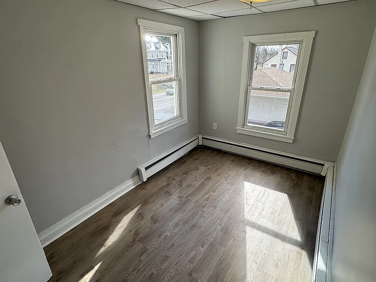 120 S State St — Photo 15
