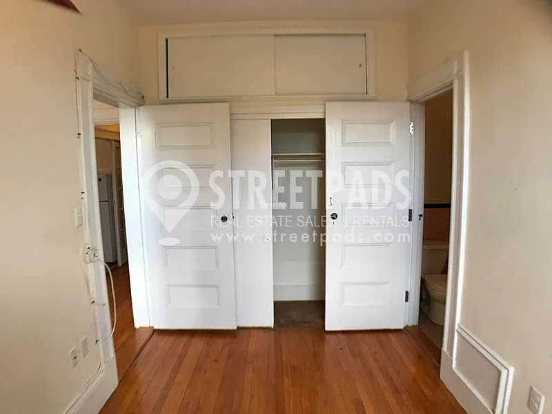 1 bed, 575 sqft, $2,600 — Photo 2