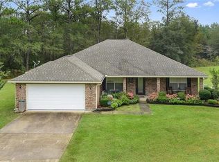 86 Eagle Heights Dr, Picayune, MS 39466