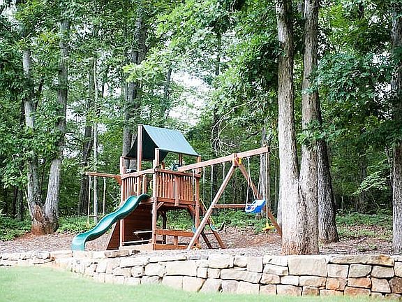 5th image of 3113 Morningside Dr