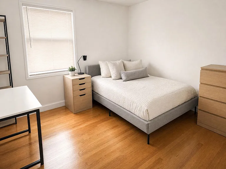 90 Leonard St #2A — Photo 3