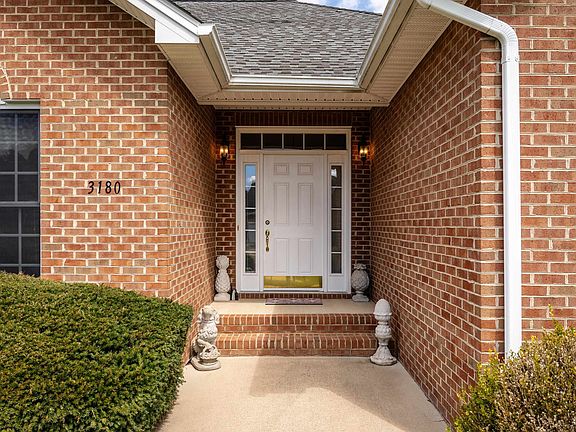 4th image of 3180 Berryfield Dr