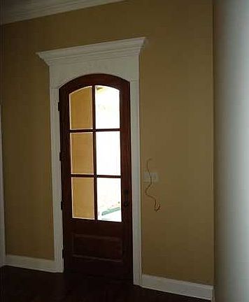 3rd image of 109 Tall Oaks Ln