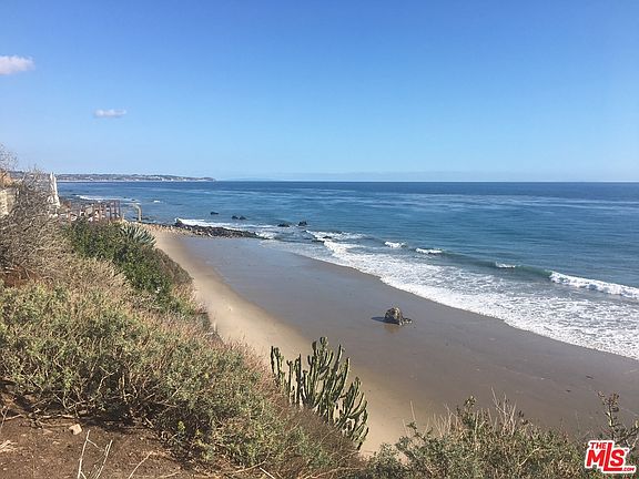 2nd image of 33008 Pacific Coast Hwy