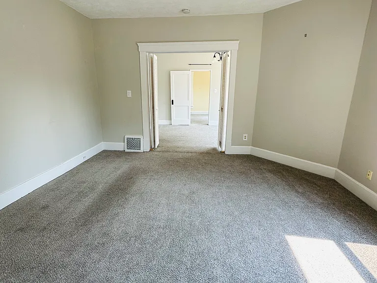 121 Lincoln Ct #1 — Photo 12