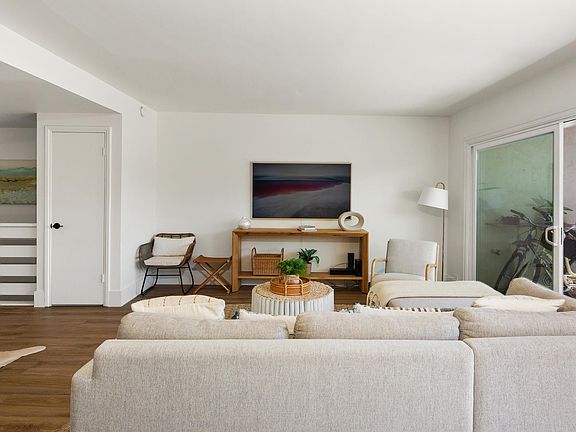 4th image of 23926 De Ville Way APT A