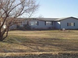 983 N Antelope Dr, Strasburg, CO 80136