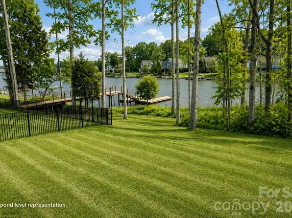 165 Little Indian Loop, Mooresville, NC 28117