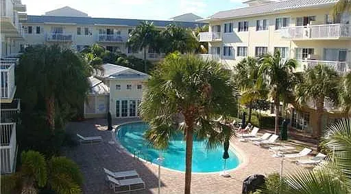 1515 E Broward Blvd #305 — Photo 30