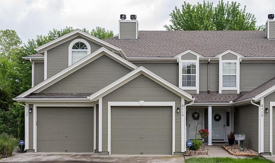 1st image of 6115 NE Moonstone Ct