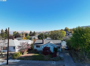 1112 Dry Hollow Rd, The Dalles, OR 97058