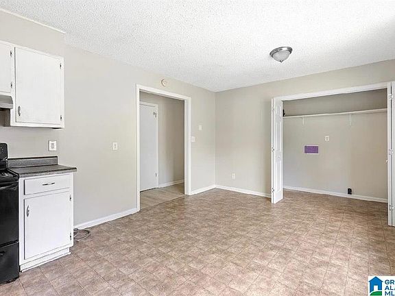 4th image of 63 Bluebell St