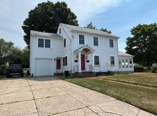 23 S Pierce Rd #2, East Greenwich, RI 02818