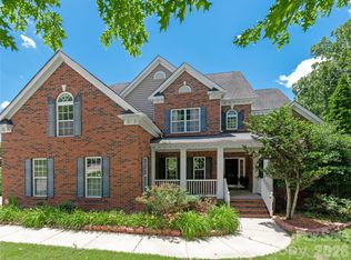 8914 Landsdowne Ave, Harrisburg, NC 28075