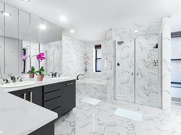5th image of 33 5th Ave APT 3C