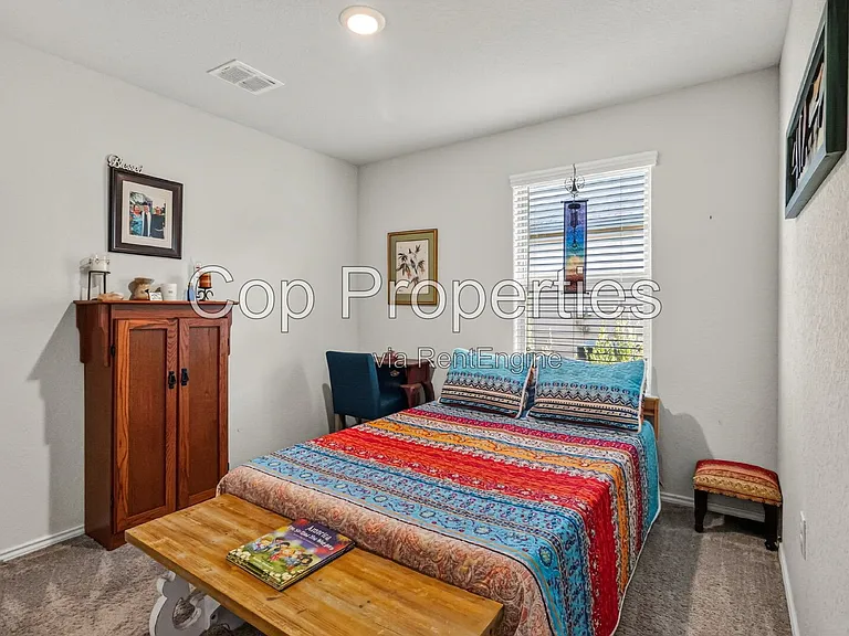 2425 Ayers Dr — Photo 18