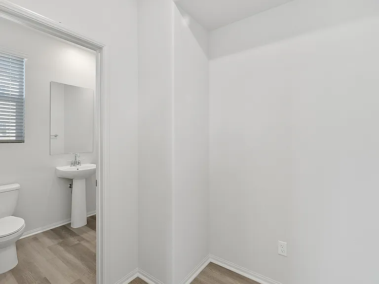 28184 Melrose Dr #183 — Photo 21