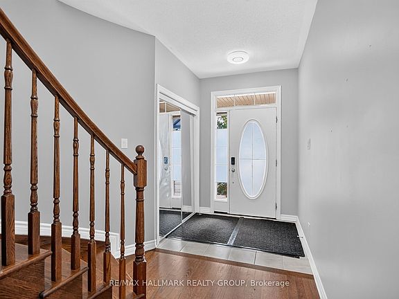 4th image of 18 Sweetbay Cir