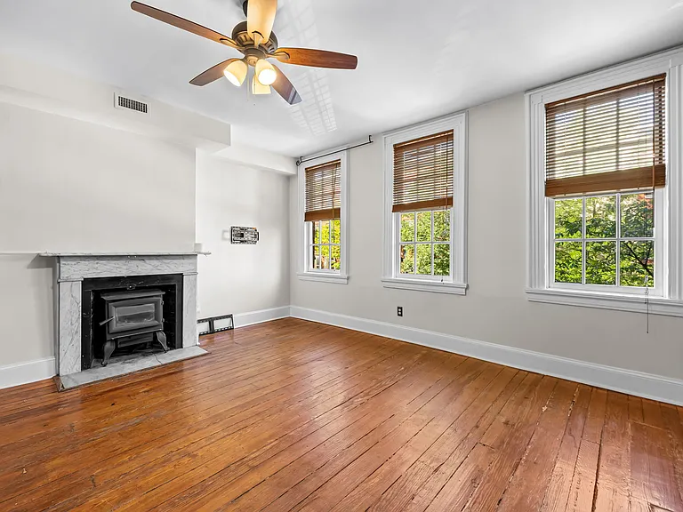 1427 Bolton St #2 — Photo 9