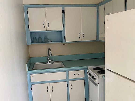 3rd image of 1812 E Oakland Park Blvd APT 19